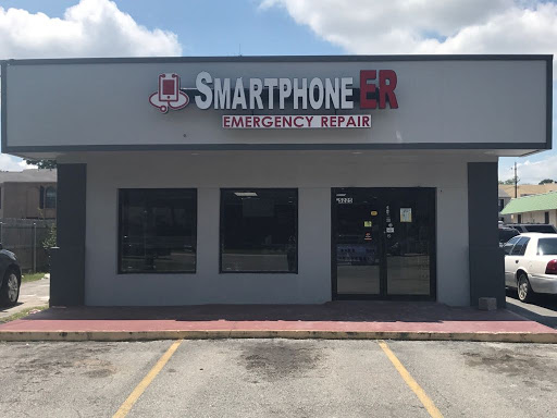 Cell Phone Store «iPhone ER Repair», reviews and photos, 5225 S Broadway Ave, Tyler, TX 75703, USA