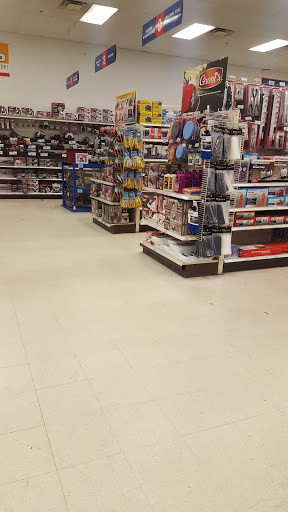 Hardware Store «Harbor Freight Tools», reviews and photos, 14250 Smoketown Rd, Woodbridge, VA 22192, USA