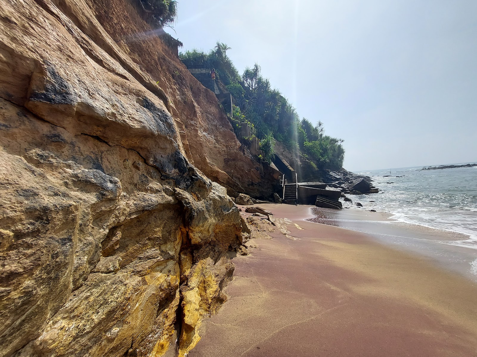 Φωτογραφία του Abimanagama Beach με επίπεδο καθαριότητας πολύ καθαρό