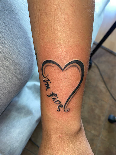 Tattoo Shop «New Tribe Tattoo», reviews and photos, 6804 W 111th St, Worth, IL 60482, USA