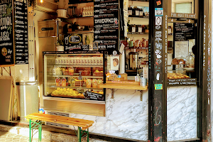 Luso Coffee Shop | Madrid image