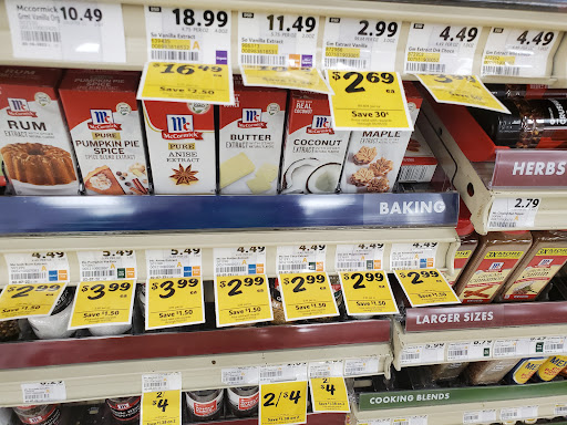 Grocery Store «Winn-Dixie», reviews and photos, 701 E Main St, Prattville, AL 36067, USA