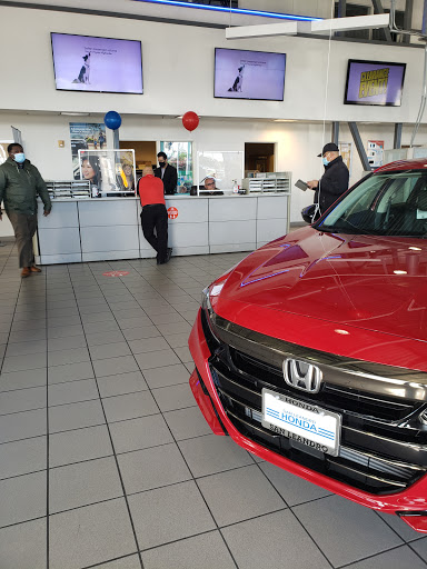 Honda Dealer «San Leandro Honda», reviews and photos, 1302 Marina Blvd, San Leandro, CA 94577, USA