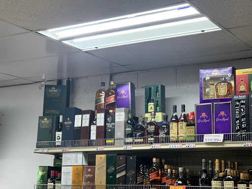 Liquor Store «Pine Center Liquor», reviews and photos, 4640 Pine St, Riverside, CA 92501, USA