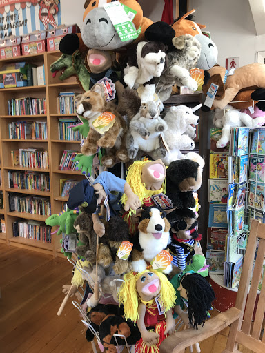 Book Store «Ink Spell Books», reviews and photos, 500 Purisima Way, Half Moon Bay, CA 94019, USA