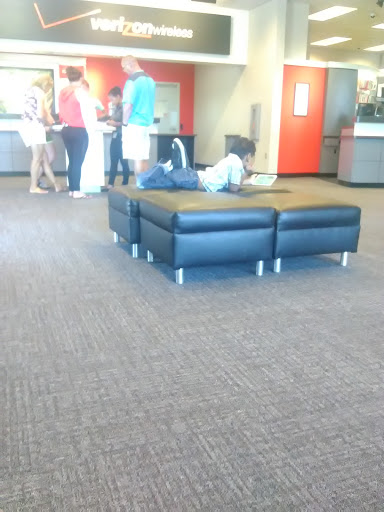 Cell Phone Store «Verizon», reviews and photos, 9184 W Northern Ave #101, Glendale, AZ 85305, USA