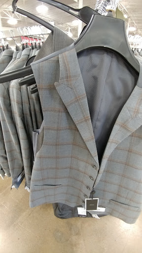 Clothing Store «K&G Fashion Superstore», reviews and photos, 4625 S Cooper St, Arlington, TX 76017, USA