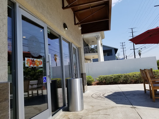 The Coffee Bean & Tea Leaf image