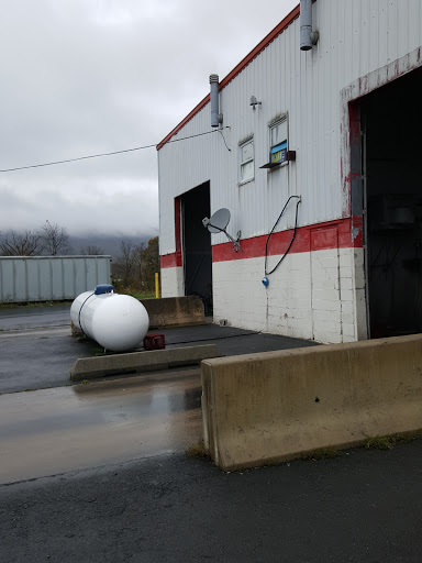 Truck Wash «Midway Truck Wash», reviews and photos, 351 Midway Rd, Bethel, PA 19507, USA