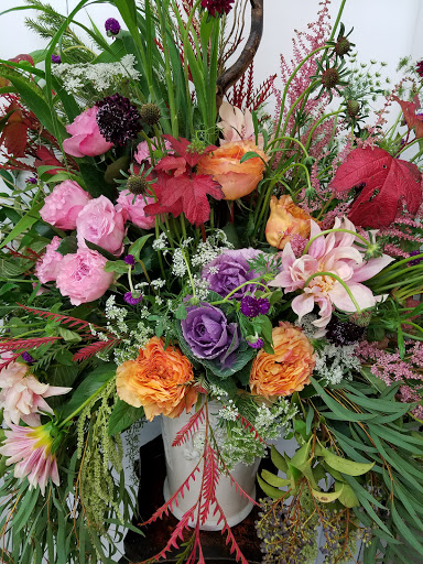 Florist «Flowers By Robert Taylor», reviews and photos, 2620 E Garvey Ave S, West Covina, CA 91791, USA