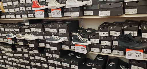 Shoe Store «Shoe Carnival», reviews and photos, 7111 W Alameda Ave, Lakewood, CO 80226, USA