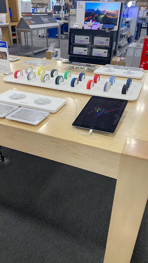 Electronics Store «Best Buy», reviews and photos, 11301 W Pico Blvd, Los Angeles, CA 90064, USA