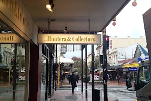 Hunters & Collectors image