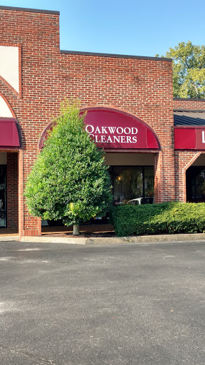 Dry Cleaner «Oakwood Cleaners», reviews and photos, 73 White Bridge Rd, Nashville, TN 37205, USA