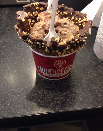 Ice Cream Shop «Cold Stone Creamery», reviews and photos, 993 Central Park Ave, Scarsdale, NY 10583, USA