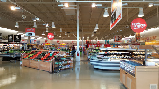 Grocery Store «Schnucks», reviews and photos, 1750 Bradford Ln, Normal, IL 61761, USA