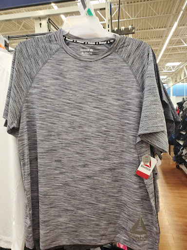 Department Store «Walmart Supercenter», reviews and photos, 555 Colemans Crossing Blvd, Marysville, OH 43040, USA