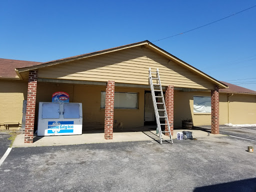 Grocery Store «3 Corners Market», reviews and photos, 1001 Longview Rd, Unionville, TN 37180, USA