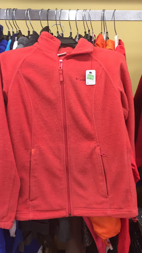 Thrift Store «Goodwill», reviews and photos