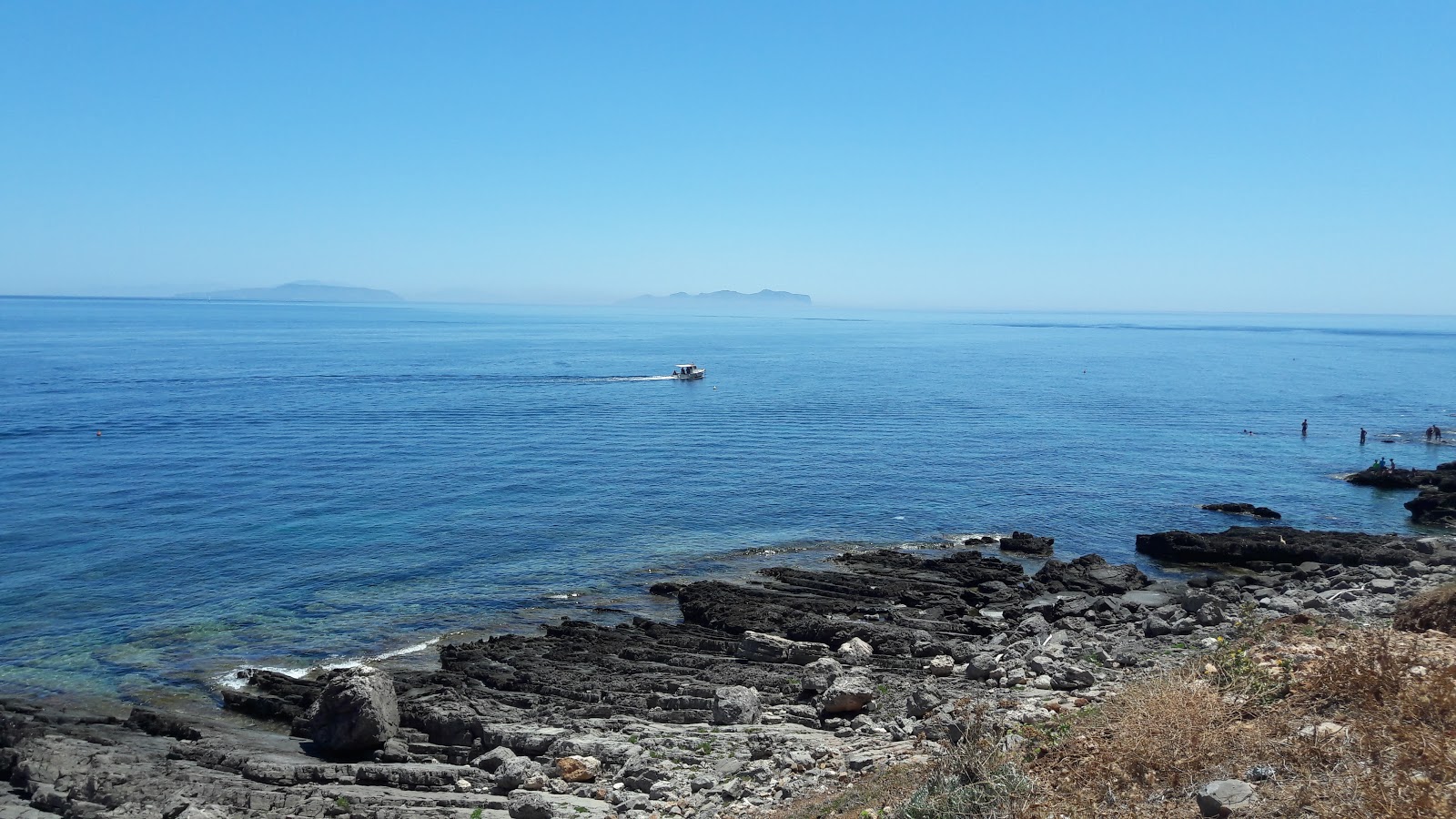 Foto di Spiaggia de Rotolo zona selvaggia