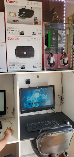 BYTE COMPUTERS image