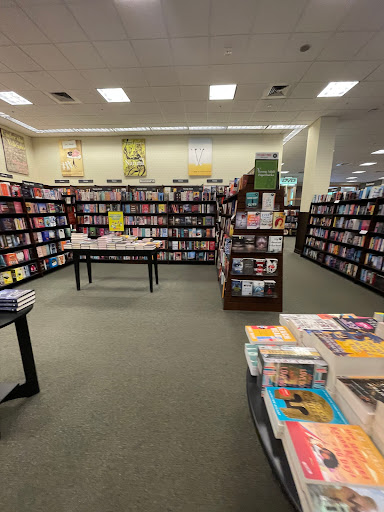 Book Store «Barnes & Noble», reviews and photos, 5101 Main St, Williamsburg, VA 23188, USA