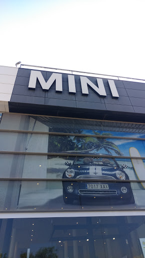 CONCESIONARIO OFICIAL MINI AUTOMOTOR MáLAGA