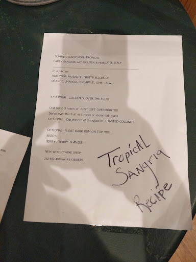 Wine Store «New World Wine Shop», reviews and photos, 830 W Main St i, Lake Geneva, WI 53147, USA