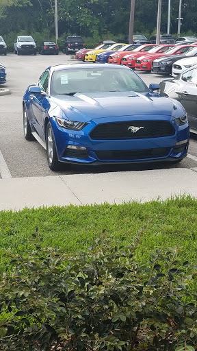 Ford Dealer «Greenway Ford», reviews and photos, 9001 E Colonial Dr, Orlando, FL 32817, USA