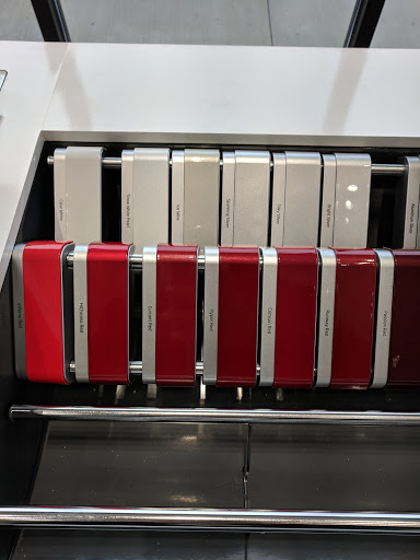 Car Dealer «Summit Place Kia», reviews and photos, 2200 Elizabeth Lake Rd, Waterford Twp, MI 48328, USA