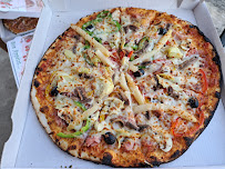 Plats et boissons du Pizzeria Pizzéria Chez Juny à Les Achards - n°1