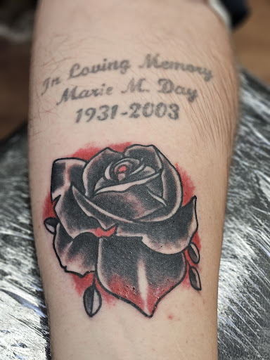 Explore mens hand tattoos ideas, creative tattoo ideas in Puyallup, available at Get Right Studios