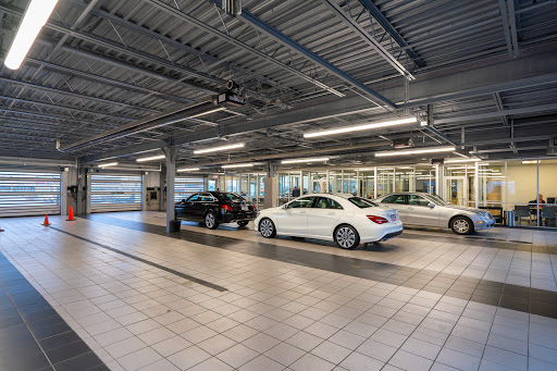 Mercedes Benz Dealer «Mercedes-Benz of Naperville», reviews and photos, 1569 Ogden Ave, Naperville, IL 60540, USA
