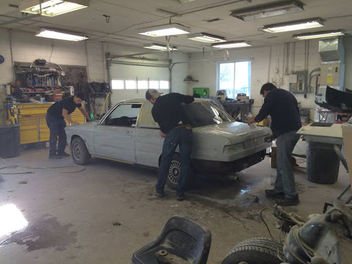 Auto Body Shop «Center Line Auto Body», reviews and photos, 3824 Gravois Rd, House Springs, MO 63051, USA