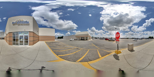 Shopping Mall «Northern Lights Shopping Center», reviews and photos, 3349-3561 Cleveland Ave, Columbus, OH 43224, USA