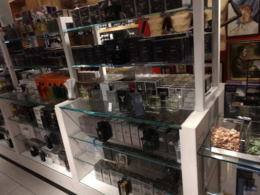 Department Store «Nordstrom at the Americana at Brand», reviews and photos, 102 Caruso Ave, Glendale, CA 91210, USA