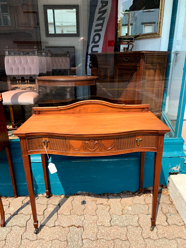 Antique Furniture Store «Every Now & Then Antique Furniture Mall», reviews and photos, 430 W Benson St, Cincinnati, OH 45215, USA