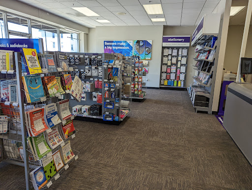 Print Shop «FedEx Office Print & Ship Center», reviews and photos, 76 W Dundee Rd, Buffalo Grove, IL 60089, USA