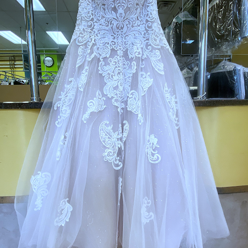 Dry Cleaner «Robbinsville Cleaners», reviews and photos, 2346 NJ-33 E-104, Robbinsville, NJ 08691, USA