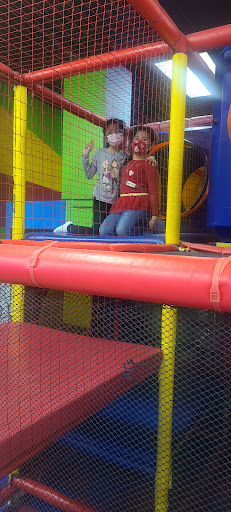 Entertainer «Funtopia USA», reviews and photos, 66-26 Metropolitan Ave, Middle Village, NY 11379, USA