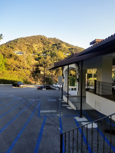 Country Club «Chevy Chase Country Club», reviews and photos, 3067 E Chevy Chase Dr, Glendale, CA 91206, USA