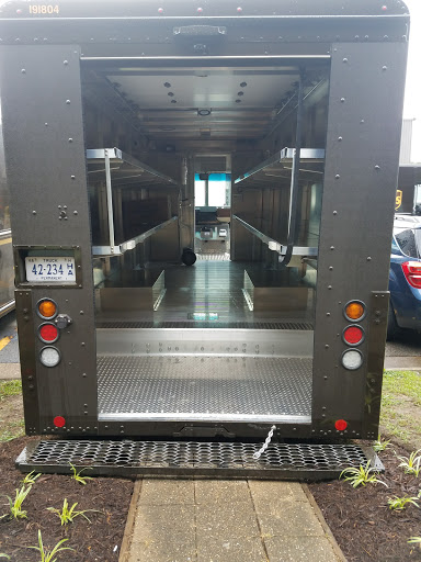 Shipping and Mailing Service «UPS Customer Center», reviews and photos, 9601 Coach Rd, Richmond, VA 23237, USA