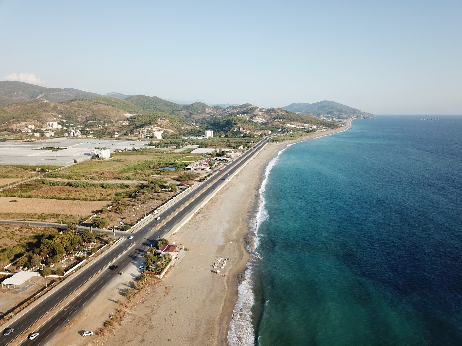 Fotografie cu Demirtas beach cu nivelul de curățenie in medie