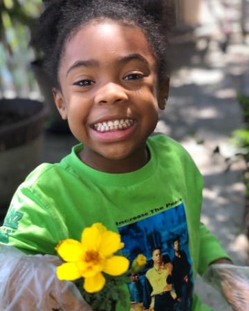 Day Care Center «Penny & Peggy Nairn 24 Hour Childcare, Inc», reviews and photos, 9213 N Columbus Ave, North Hills, CA 91343, USA