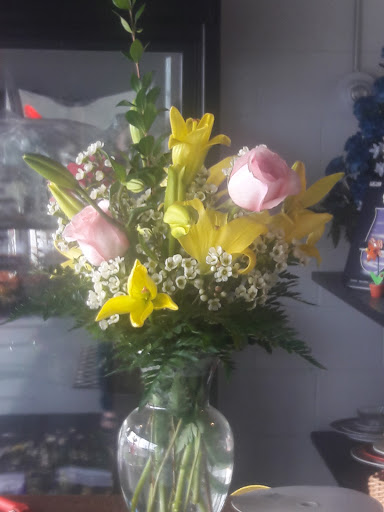 Florist «Bouquet Shoppe», reviews and photos, 408 Morgantown Rd, Bowling Green, KY 42101, USA