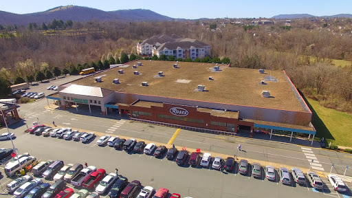 Shopping Mall «Pantops Shopping Center», reviews and photos, 250 Free Bridge Ln, Charlottesville, VA 22911, USA