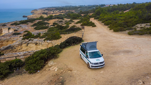 Agence de location de camping-cars Van-Away Biarritz Pays Basque - Location de vans aménagés Bidart