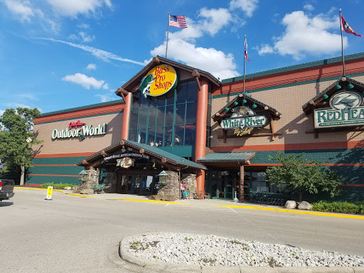 Sporting Goods Store «Bass Pro Shops», reviews and photos, 300 Cincinnati Mills Dr, Cincinnati, OH 45240, USA
