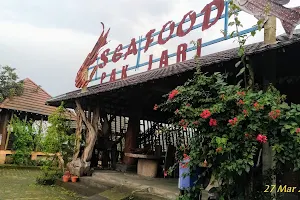 Seafood Pak Jari Restoran & Pemancingan image