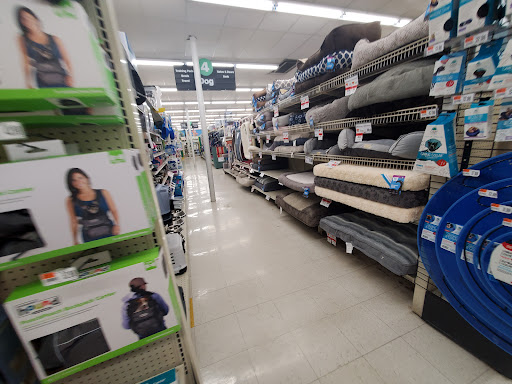 Pet Supply Store «Pet Supplies Plus», reviews and photos, 471 Boston Post Rd, Orange, CT 06477, USA